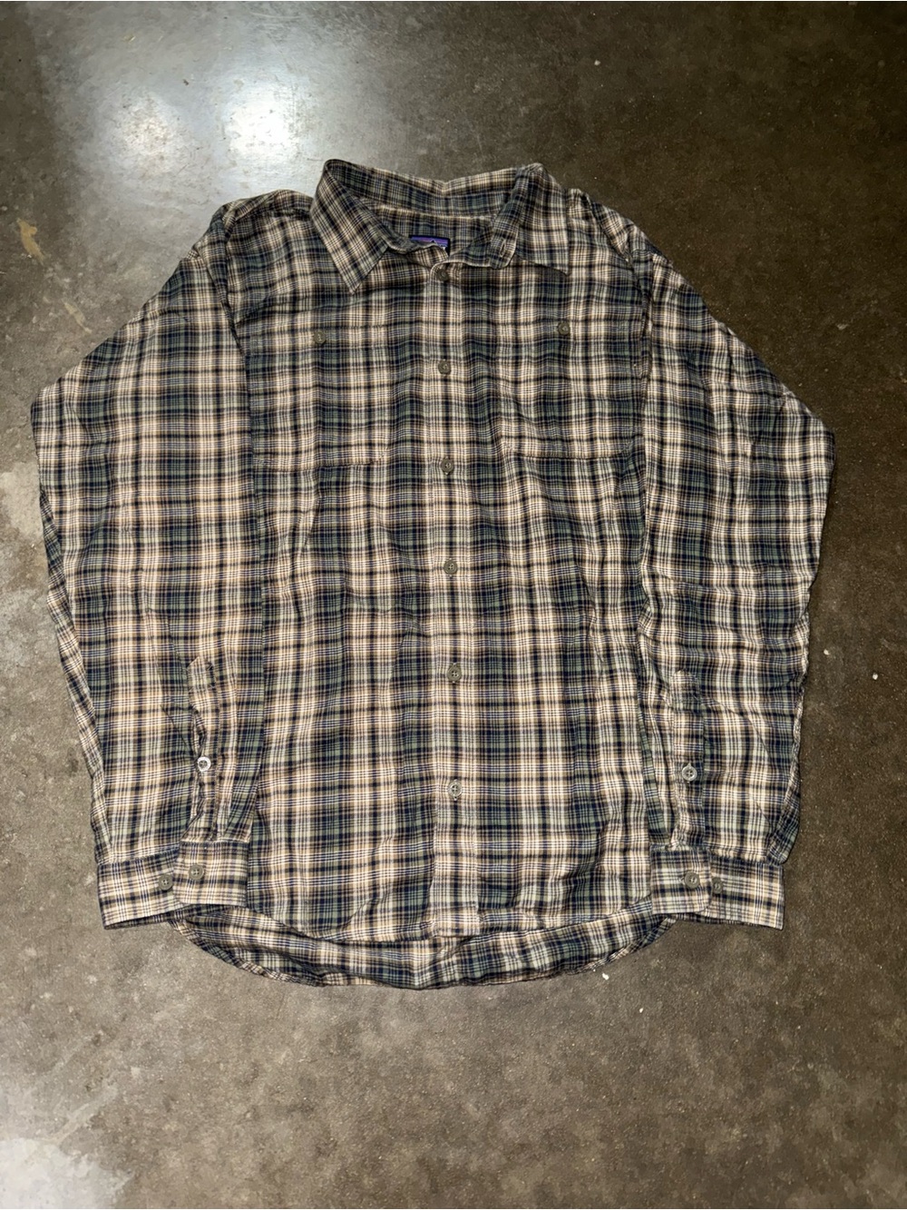 Patagonia Men's Plaid Button-Down Shirt - Blue & Cream Organic Cotton